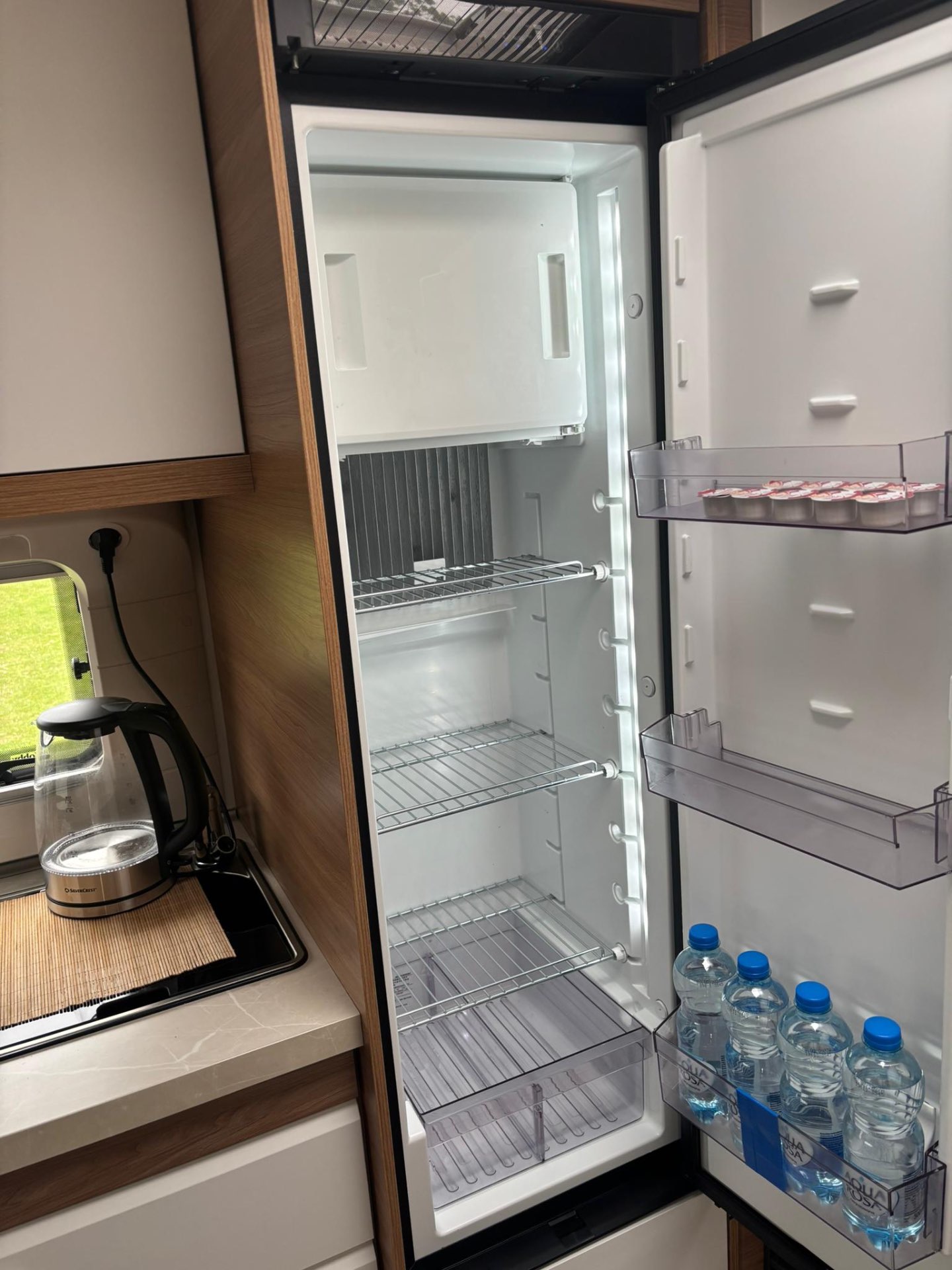 Großer Kühlschrank im Valentin